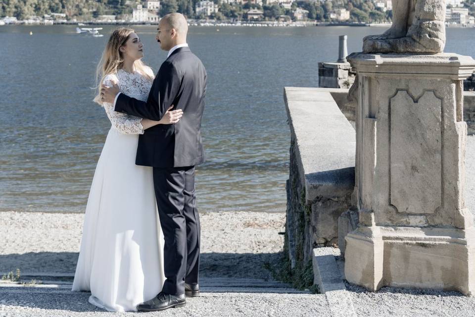 Foto-Matrimonio, The Statue