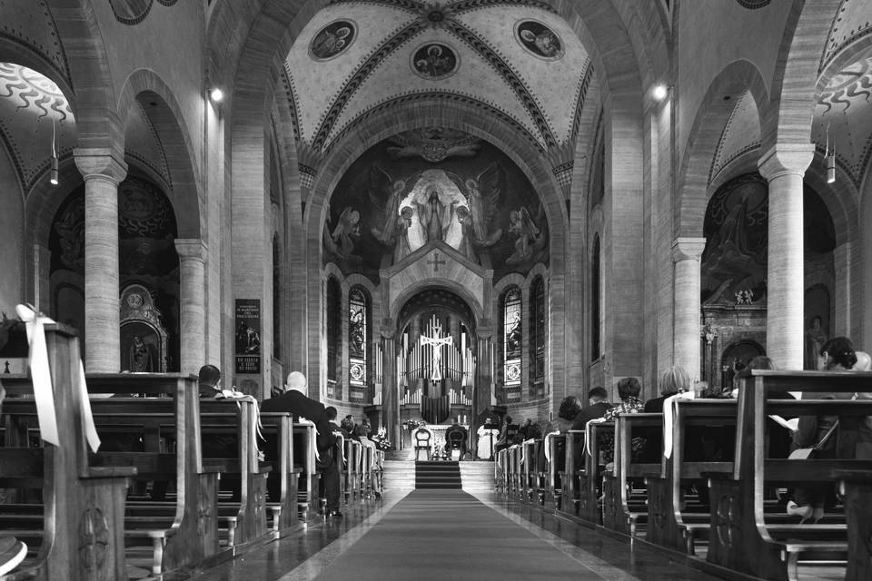 Foto-Matrimonio, La Chiesa