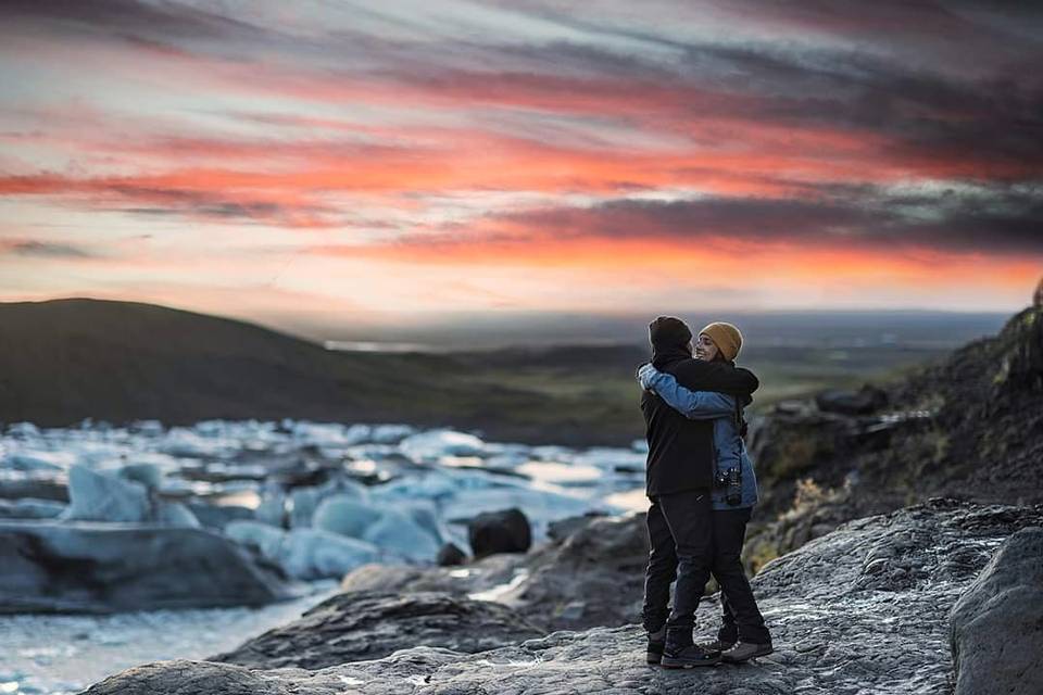 Engagement in Iceland