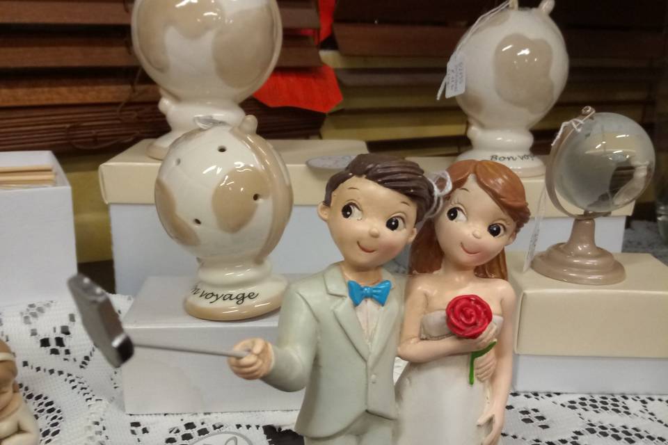 Cake topper