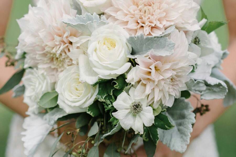 Table protea arrangement