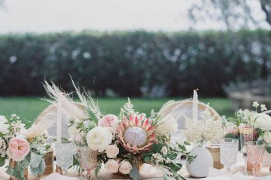 Pampas protea wedding