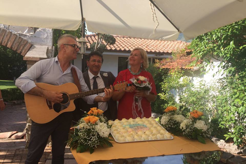 Chitarra e festeggiati