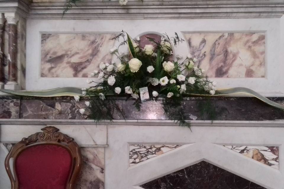 Altare piante grasse e fiori