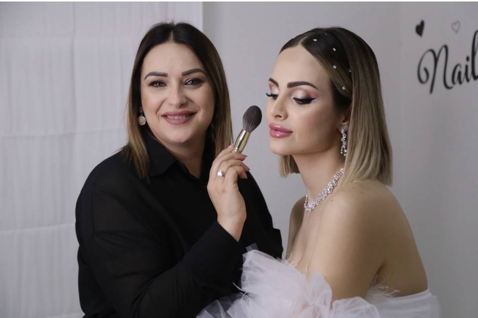 Bridal make-up