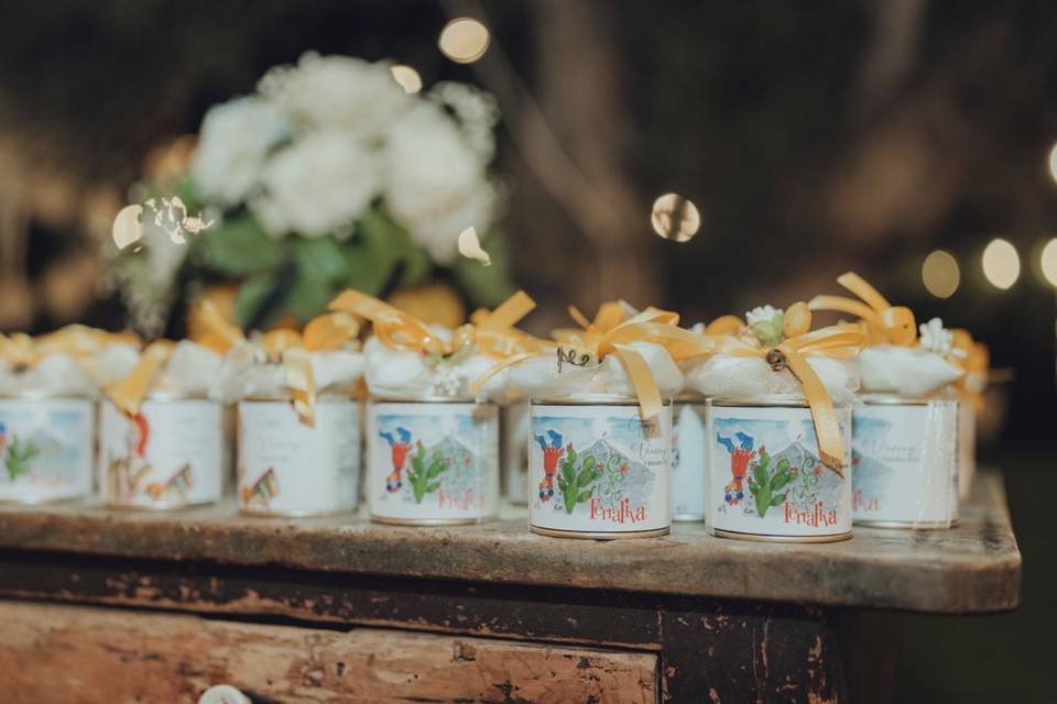 Confezione con confetti