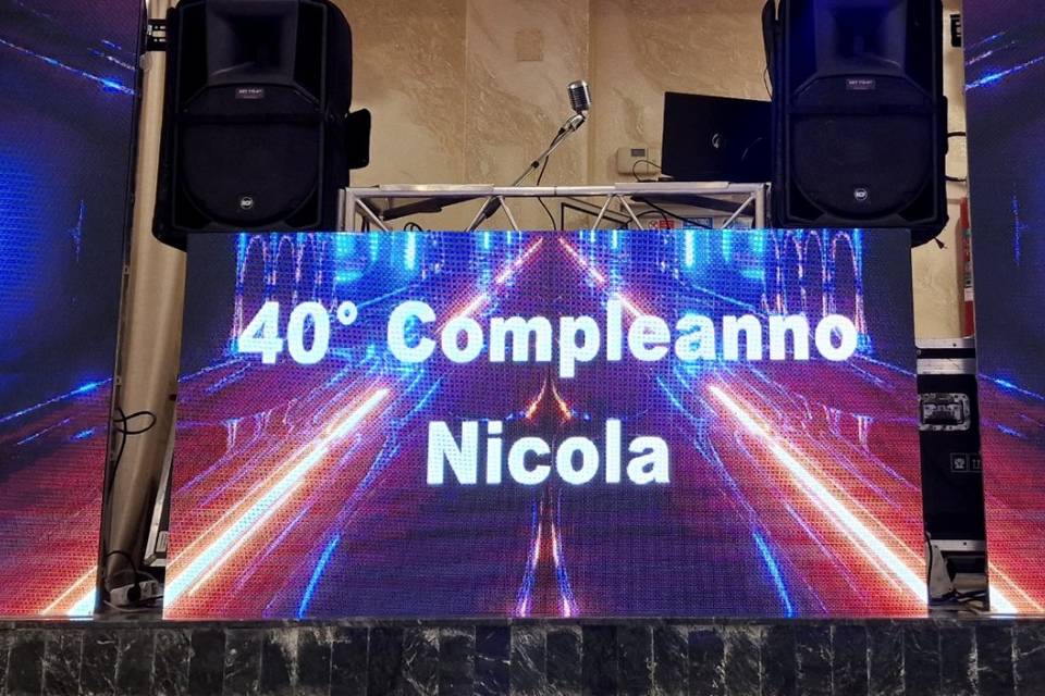 Wedding dj con ledwall base