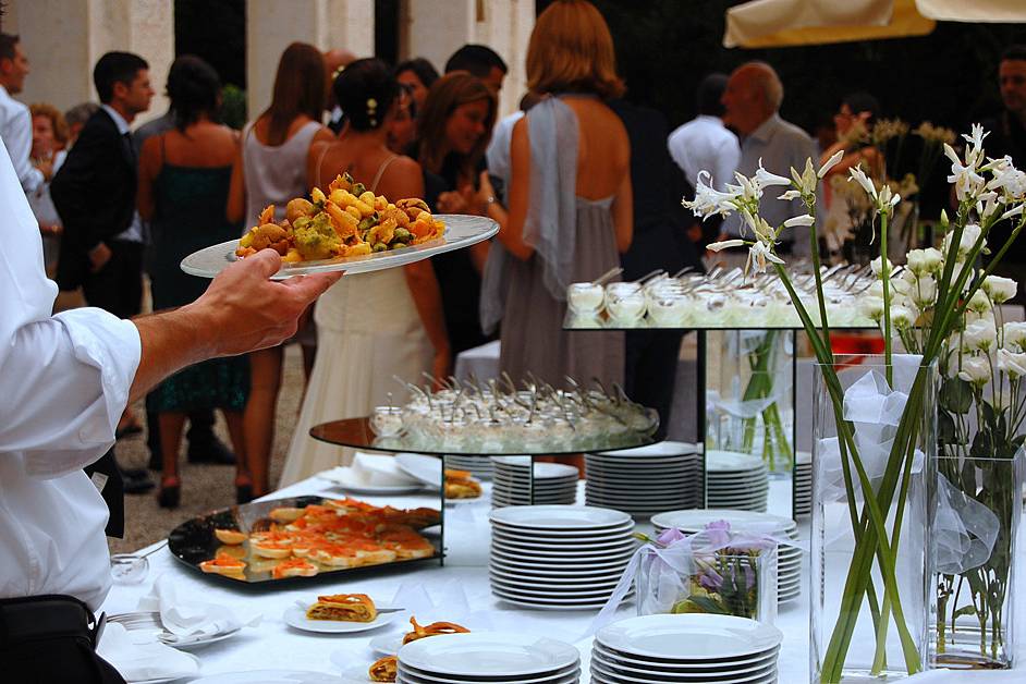 Aperitivo in giardino