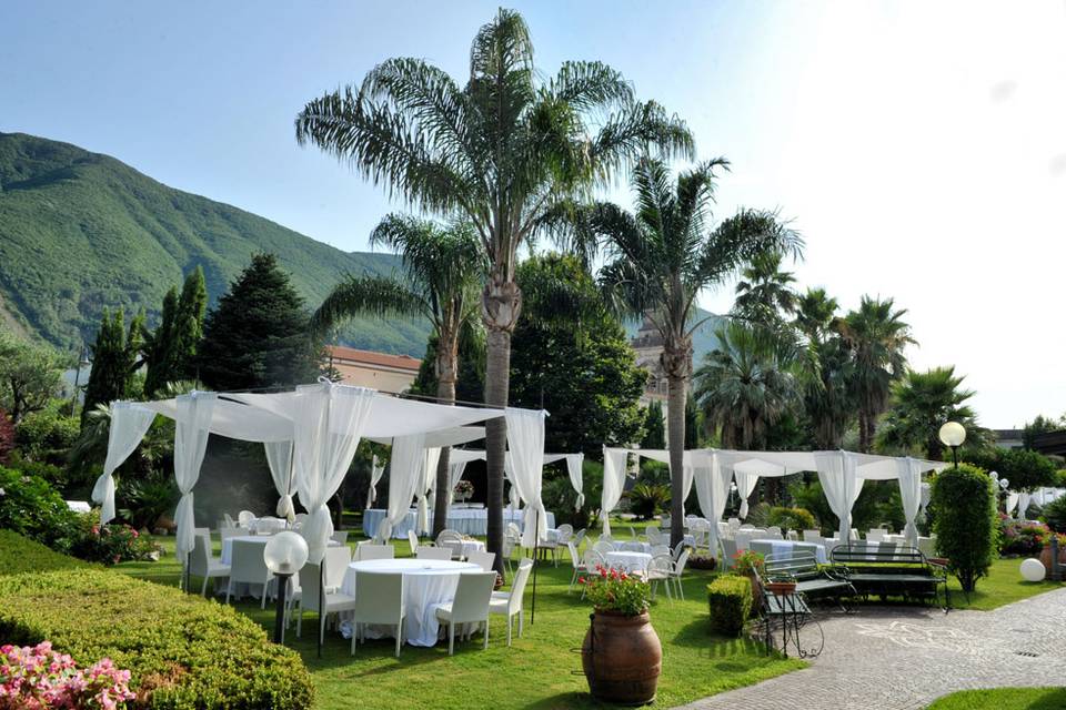 Gazebo per allestimento tavoli