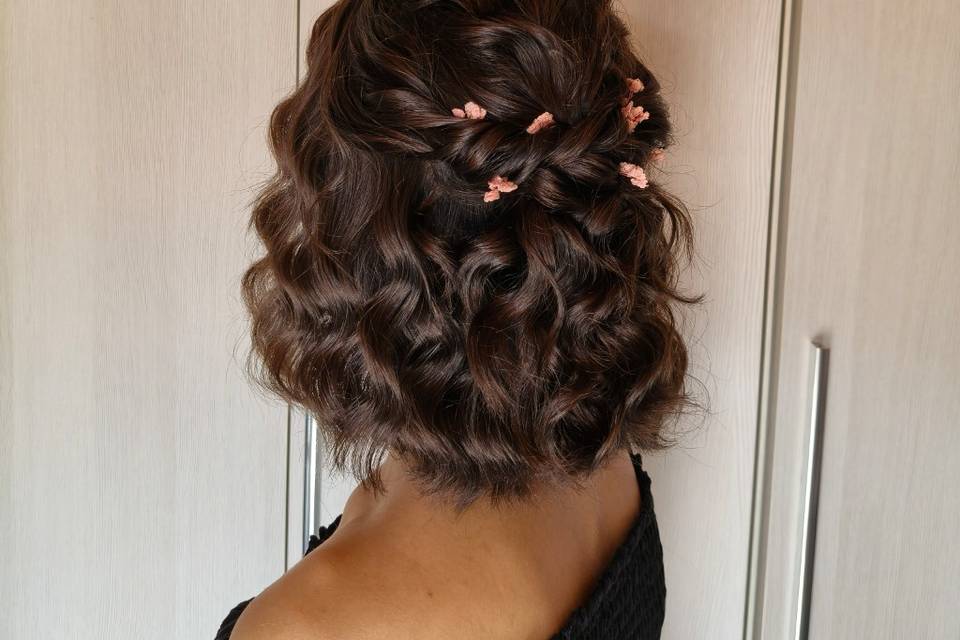Wavy half up