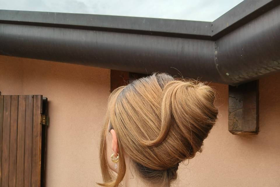Elegant twist