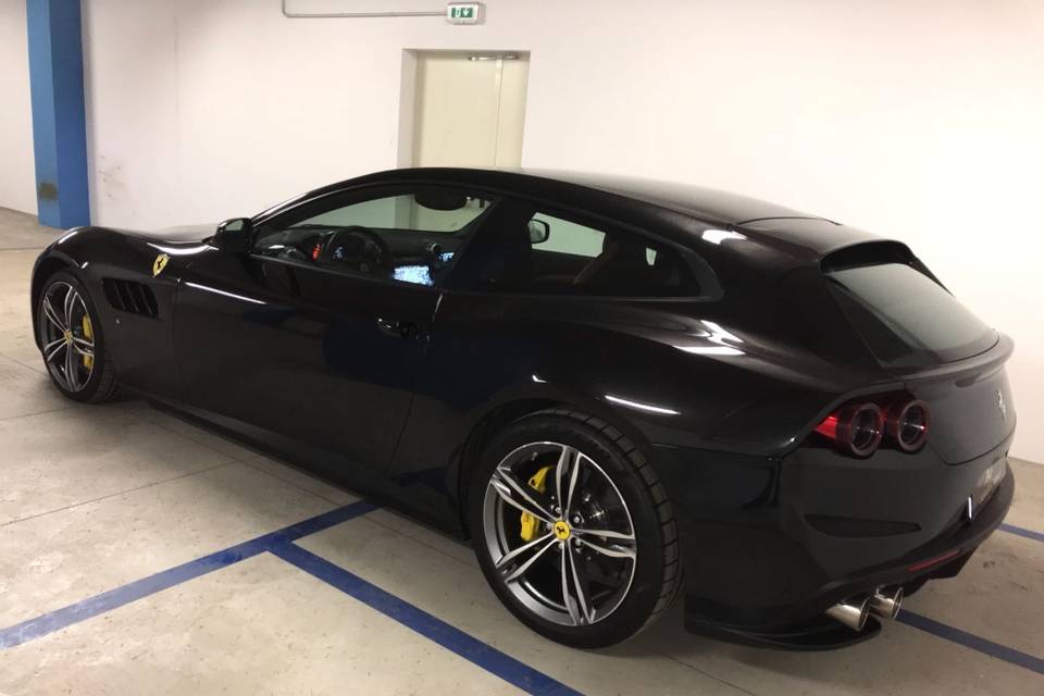 Ferrari gtc4 lusso