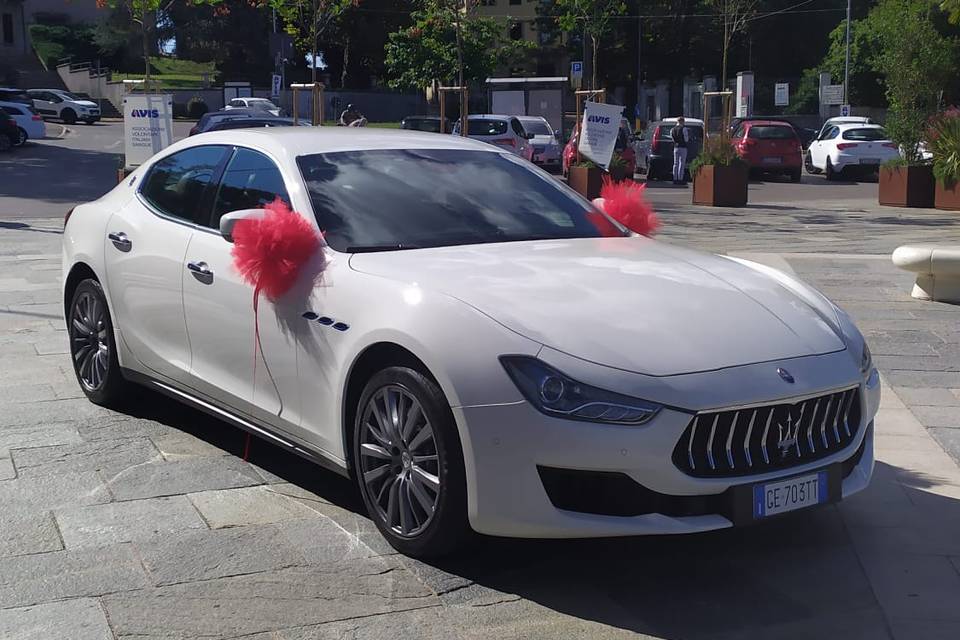 Maserati Ghibli bianca