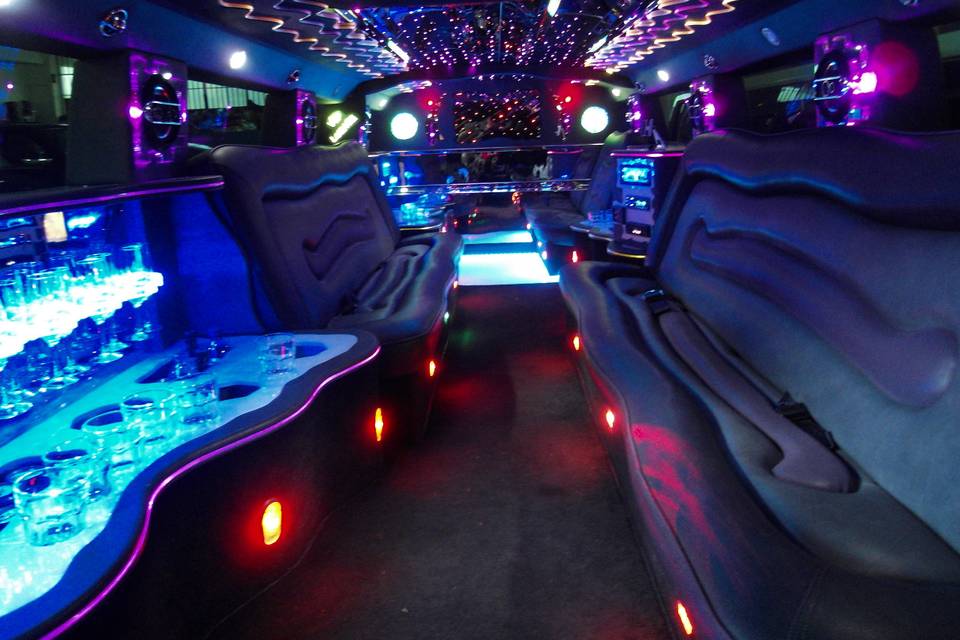 Hummer limousine interni