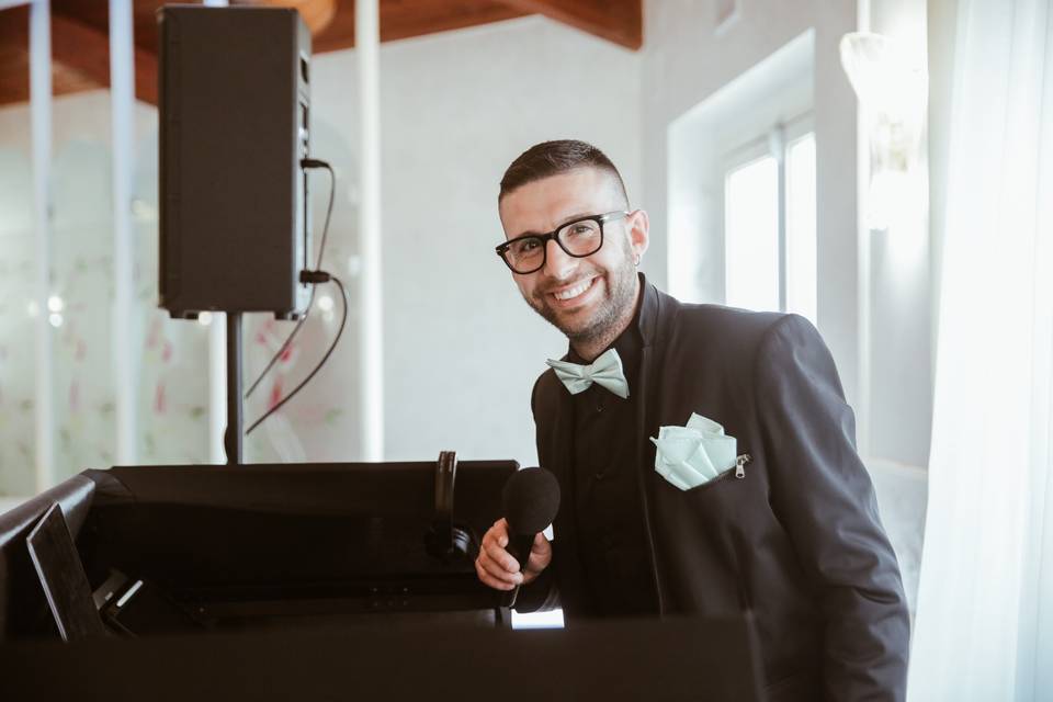 Dj-vocalist