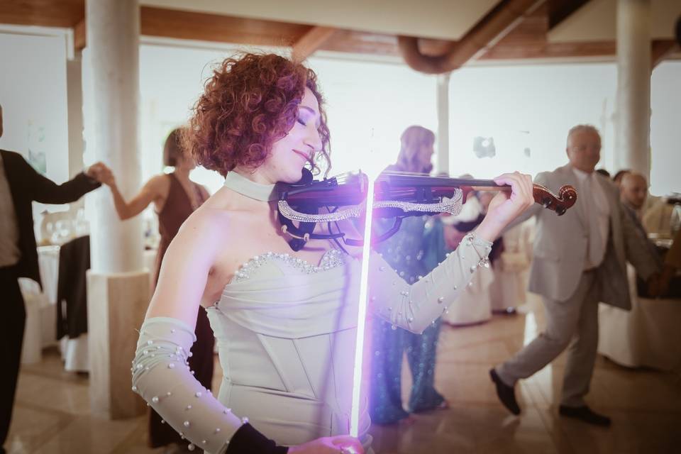 Violino con arco led