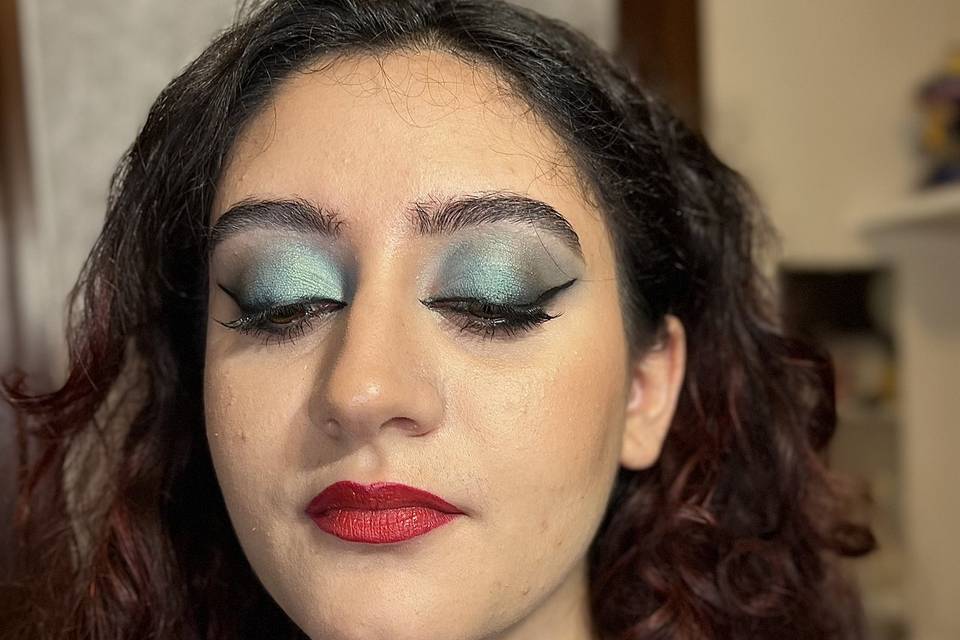 Look colorato e intenso