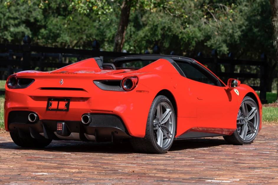 Ferrari 488 Spider