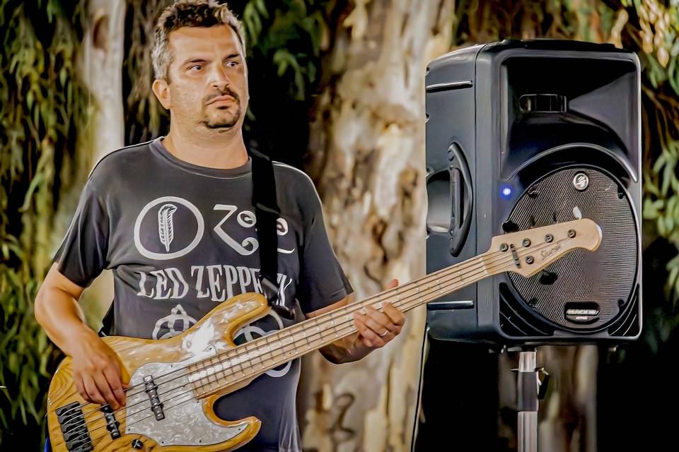 Valerio: Bass & Engineering