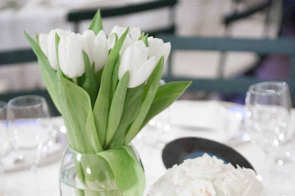 Tulipani, rose e lisianthus