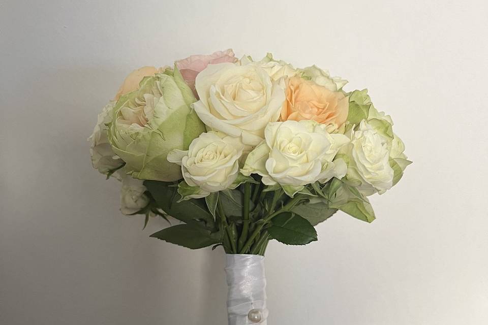 Bouquet-sposa-fiori-rose