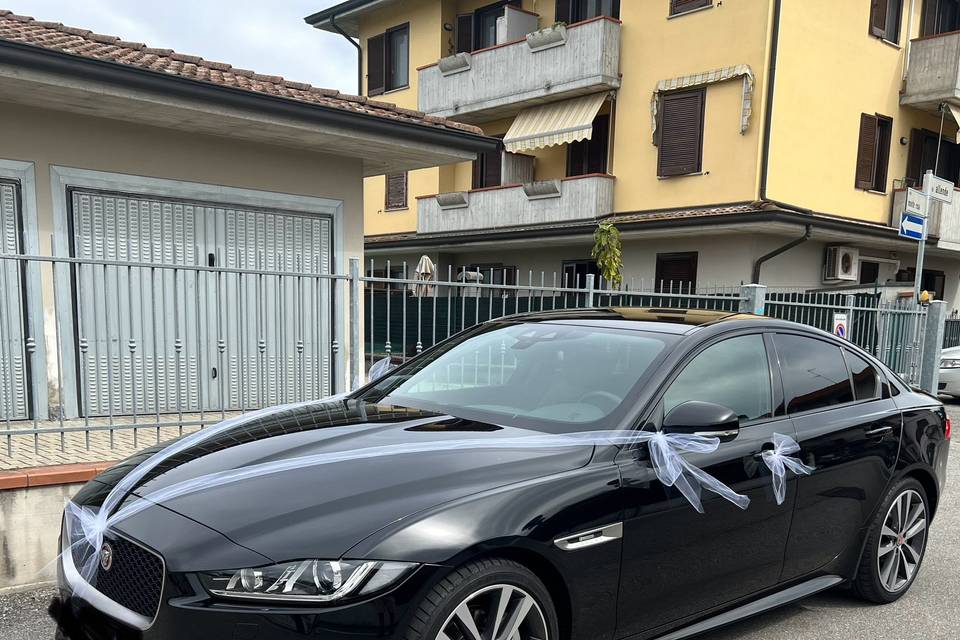 Auto-sposi-matrimonio