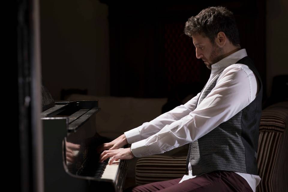 Giovanni Ghizzani Pianista