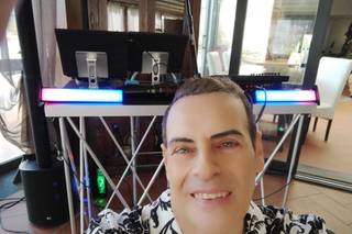Riccardo Singer Dj