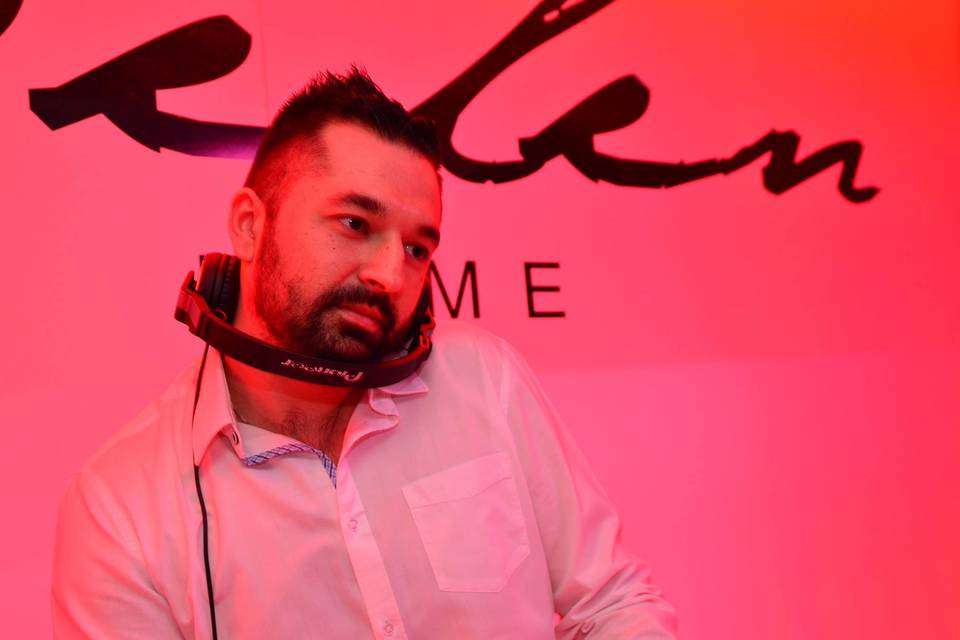 Dj Valerio Angeli al Belen Roma