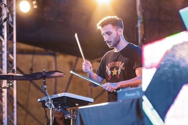 Led percussion