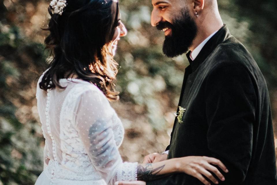 Guardarsi con complicità