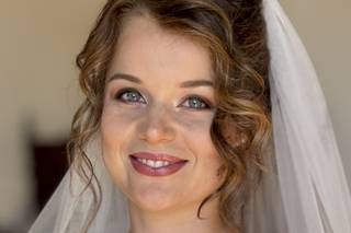 Laura Total Bridal