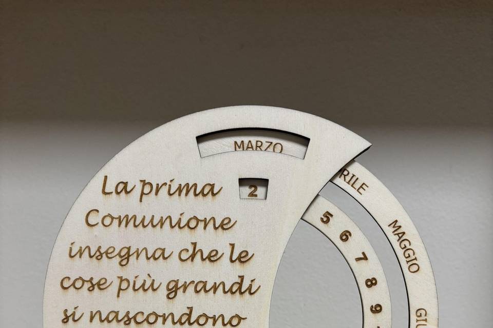 Calendario perpetuo in legno