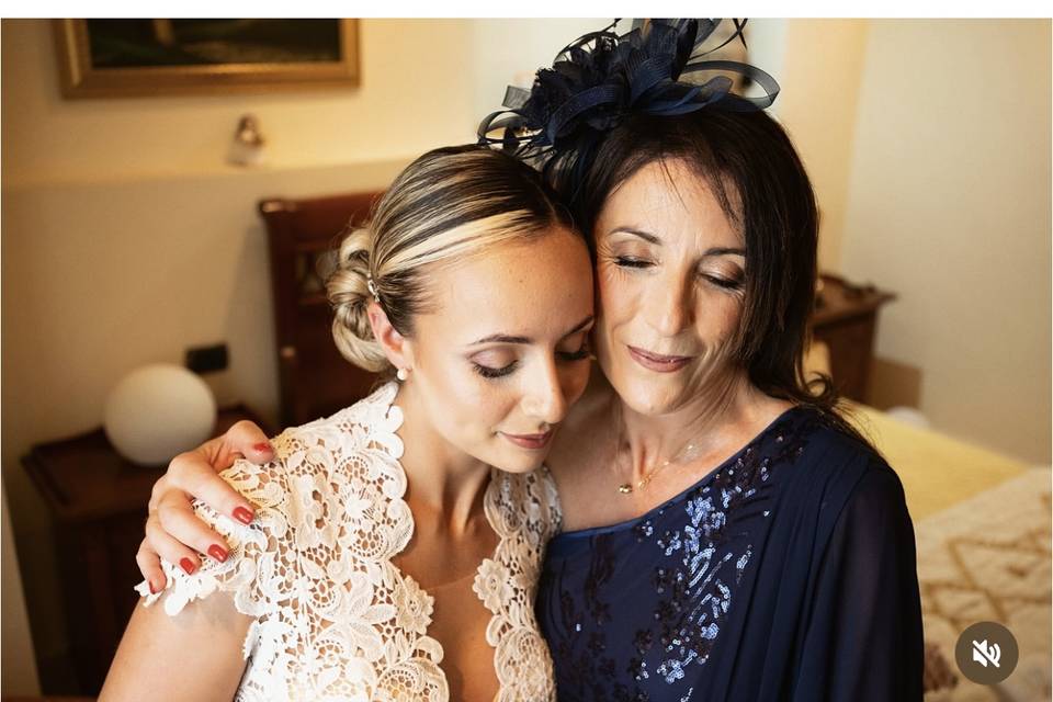 La sposa e la mamma