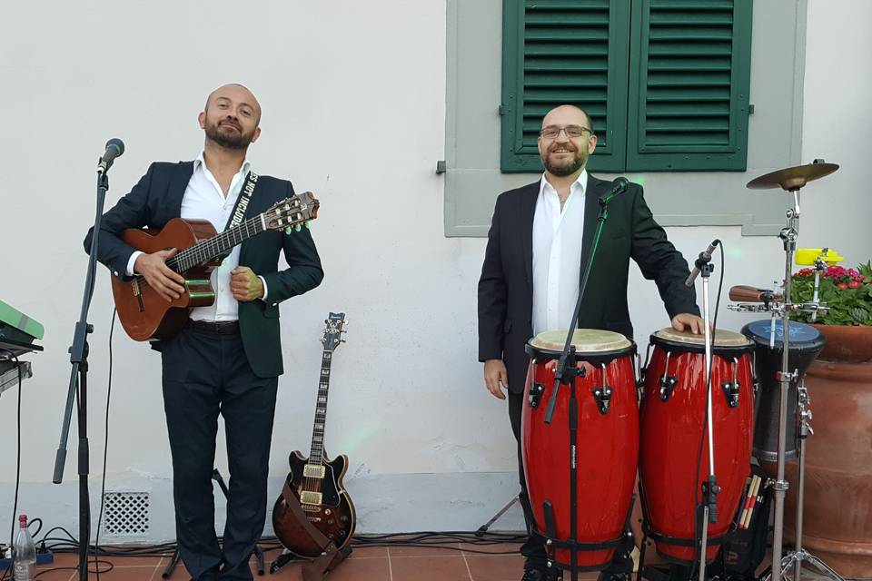 Chitarra + percussioni