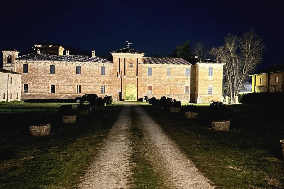 Facciata Castello notturna