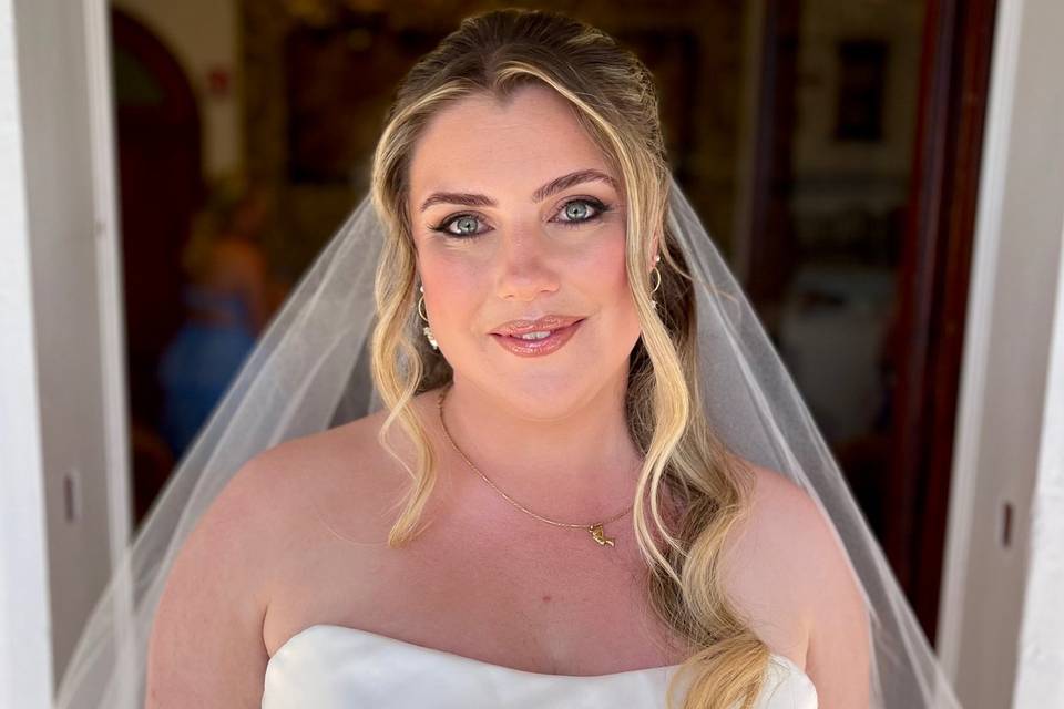 Glam bride