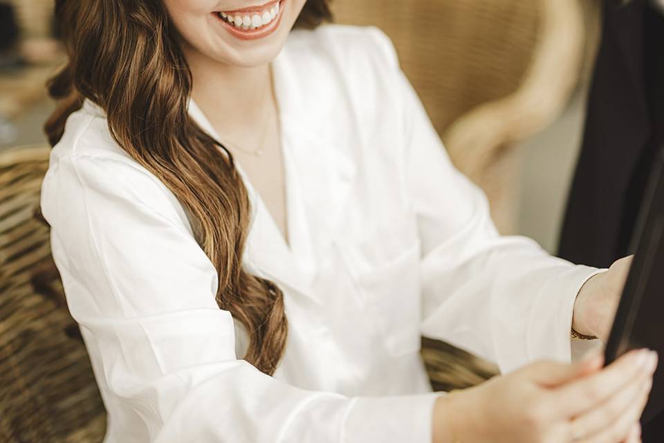 Soft glam bride look