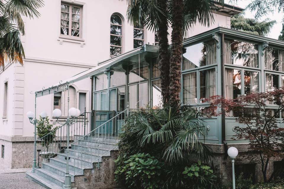 Villa