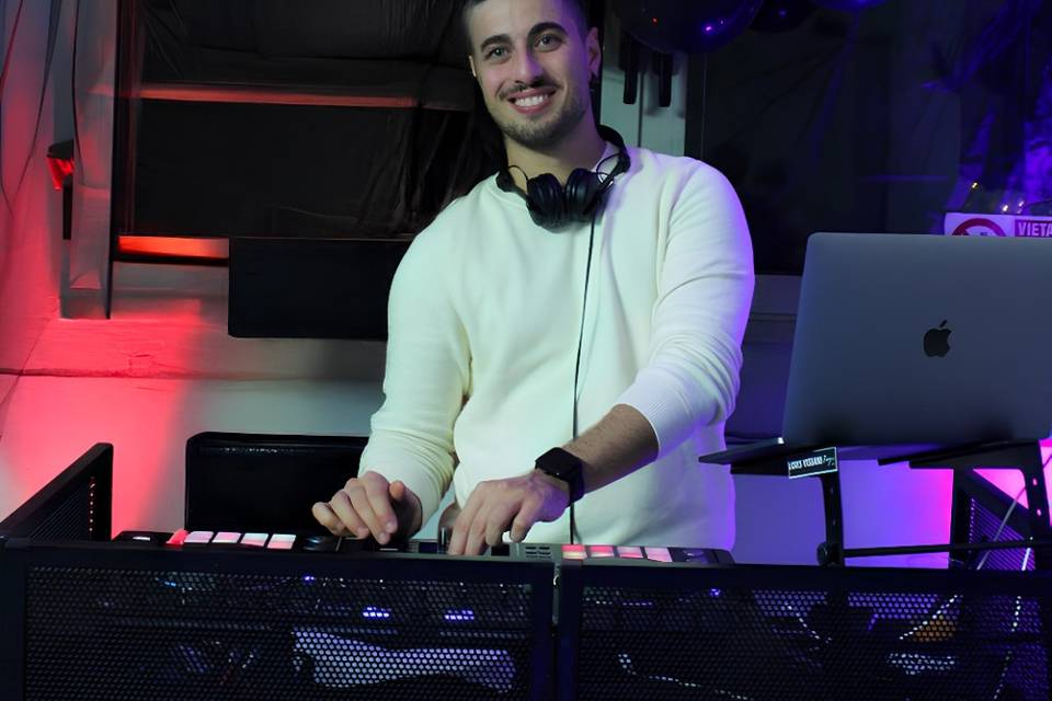 Dj Set