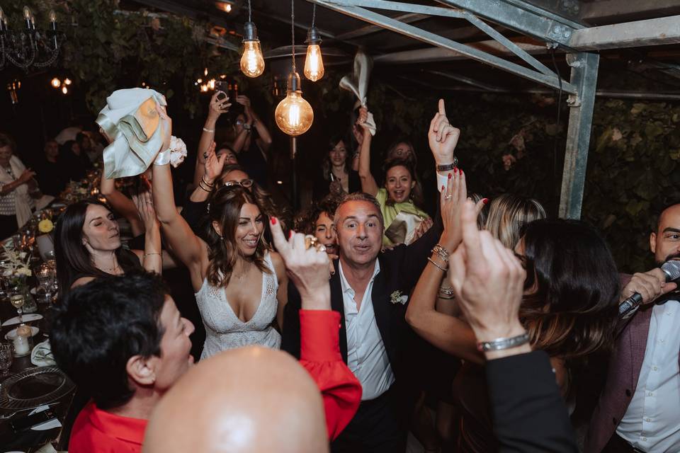 Divertimento durante la cena