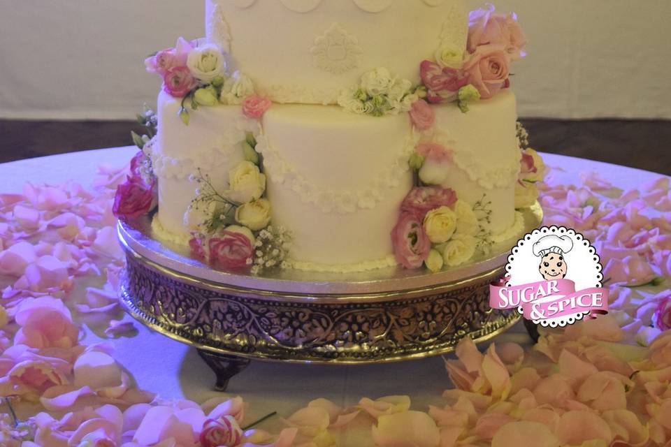 Sugar & Spice wedding cake