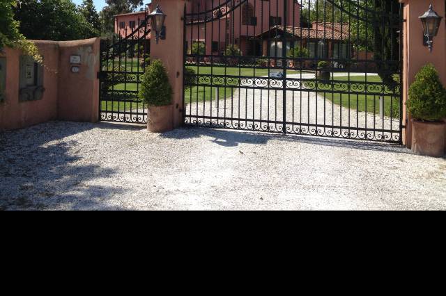 Ingresso Villa