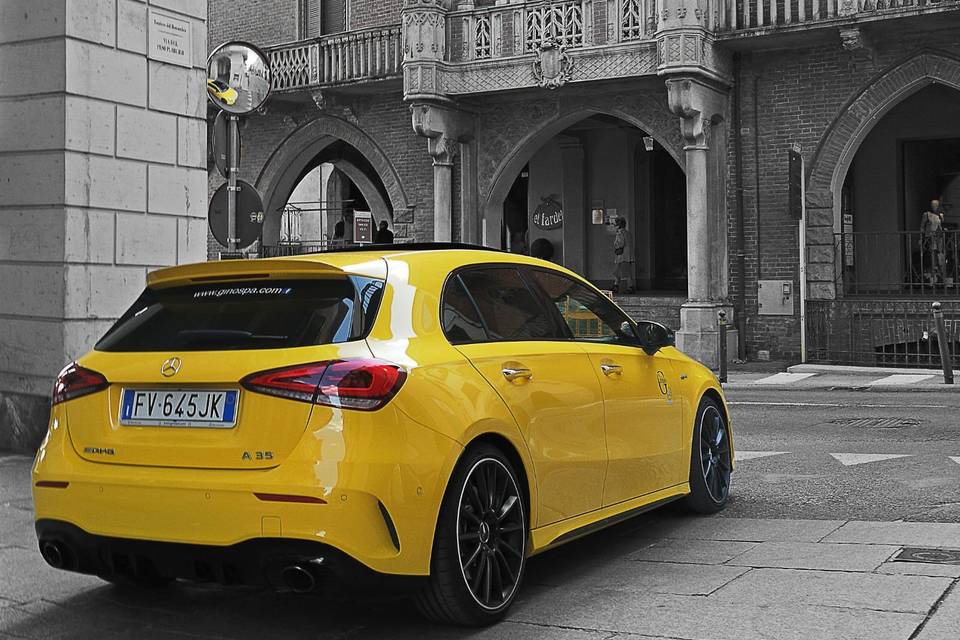 Mercedes-amg a35