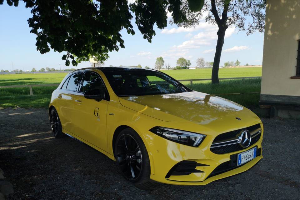 Mercedes-amg a35