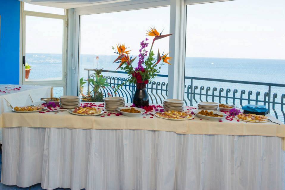 Aperitivo Su Terrazza