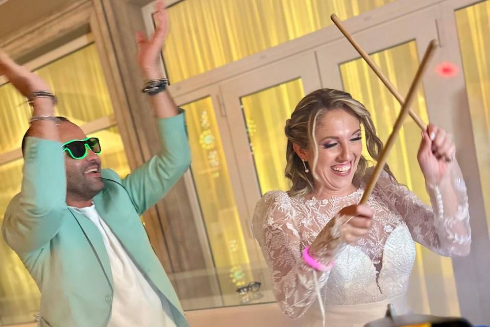 Suona anche la sposa