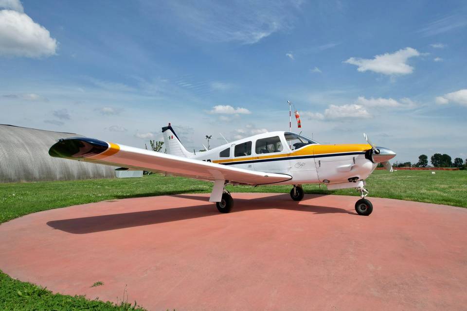 Piper pa28r-200 arrow ii