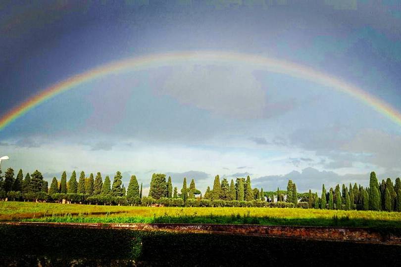 Arcobaleno sulla villa