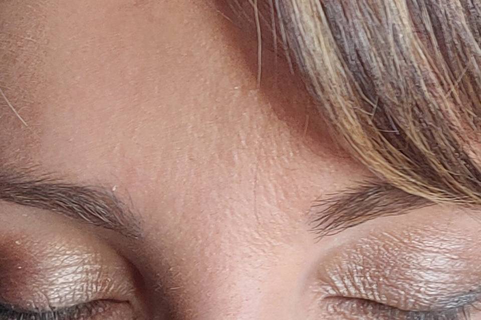 Trucco naturale sposa